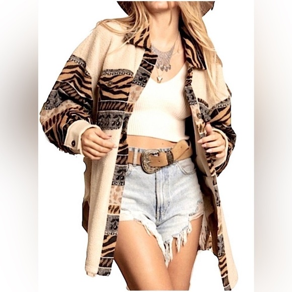 Allison Clothing Beige and Black Button Down Shirt - Picture 8 of 10